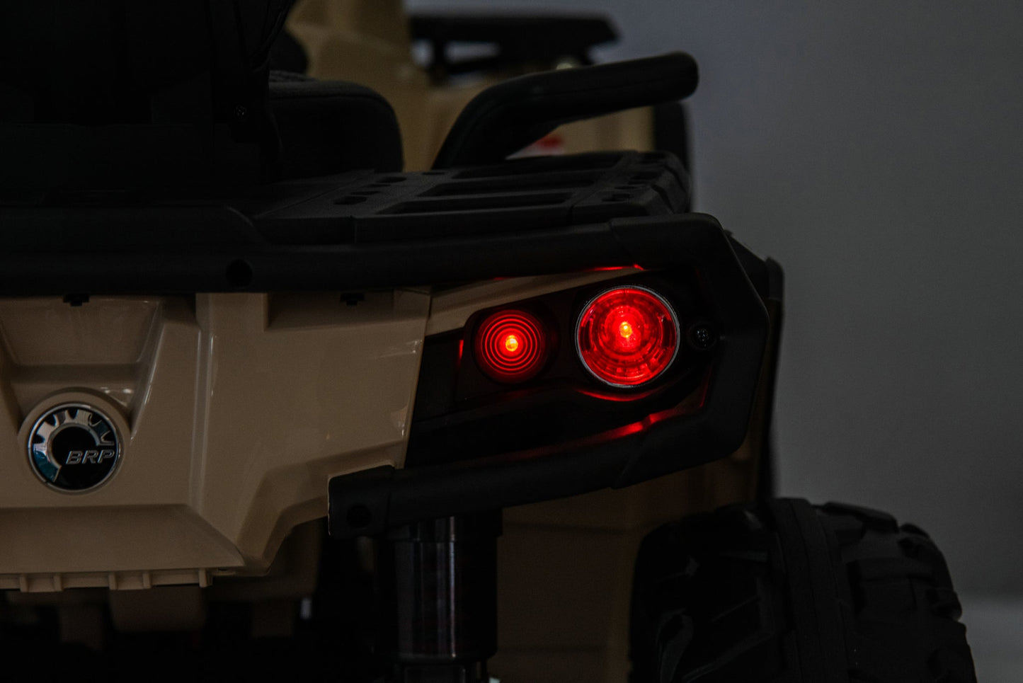 Can-Am_ATV_Outlander_24v_4x4_atv_2_seater_offroad_sonicteck_kids_atv_2_seater_atv_ride_on_car_electric_atv_for_kids_sonicteck_toy_cars_canada_atv_ride_on_Electric_kids_quad_ride_on