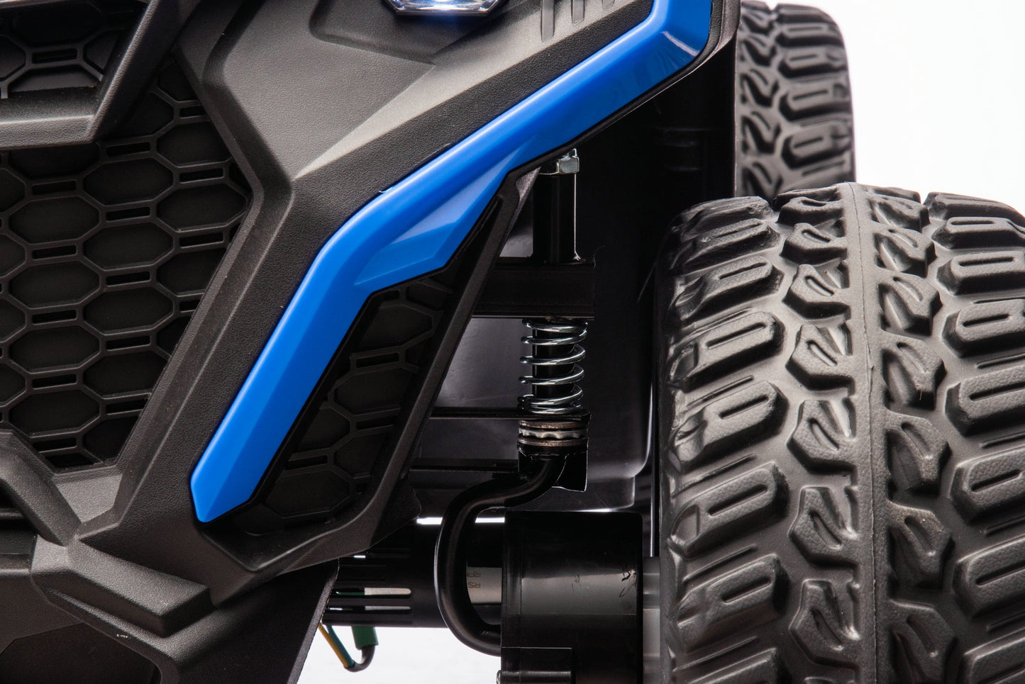 24V Kids Ride-On UTV Blade Runner 4x4 2-Seater – Ultimate Off-Road Dune Buggy Adventure Car!