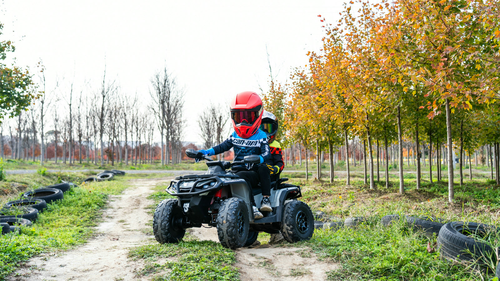 Can-Am_ATV_Outlander_24v_4x4_atv_2_seater_offroad_sonicteck_kids_atv_2_seater_atv_ride_on_car_electric_atv_for_kids_sonicteck_toy_cars_canada_atv_ride_on_Electric_kids_quad_ride_on