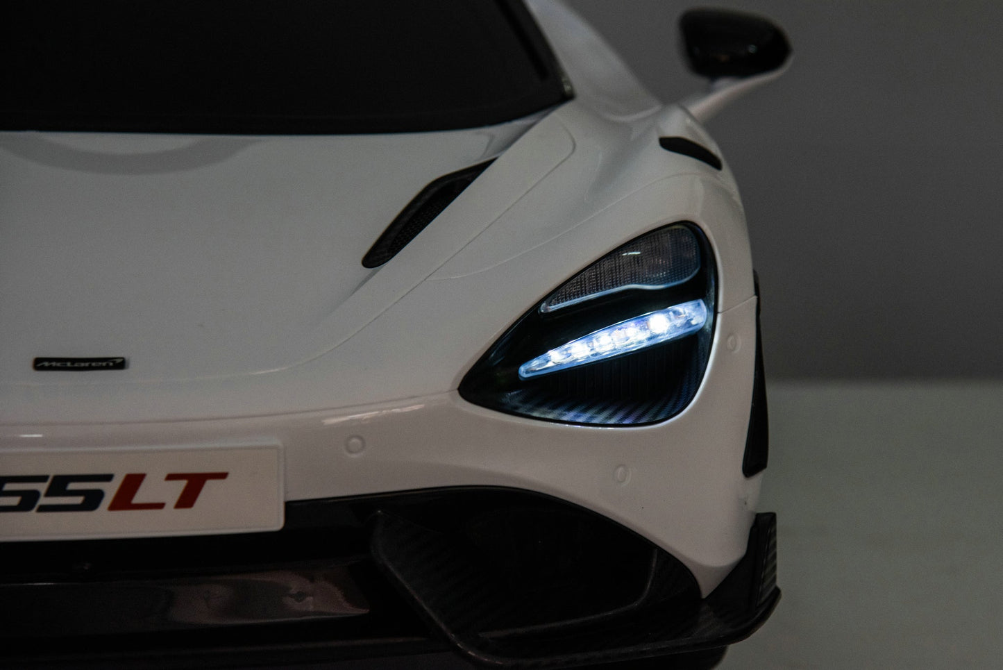 McLaren-765LT-Ride-On-Car-kids-24v-toy-sports-car-12v-kids-car-brushless-ride-on-car-sonicteck-toy-cars-canada-kids-power-wheels-peg-perego-toy-car-electric-powered-kids-car