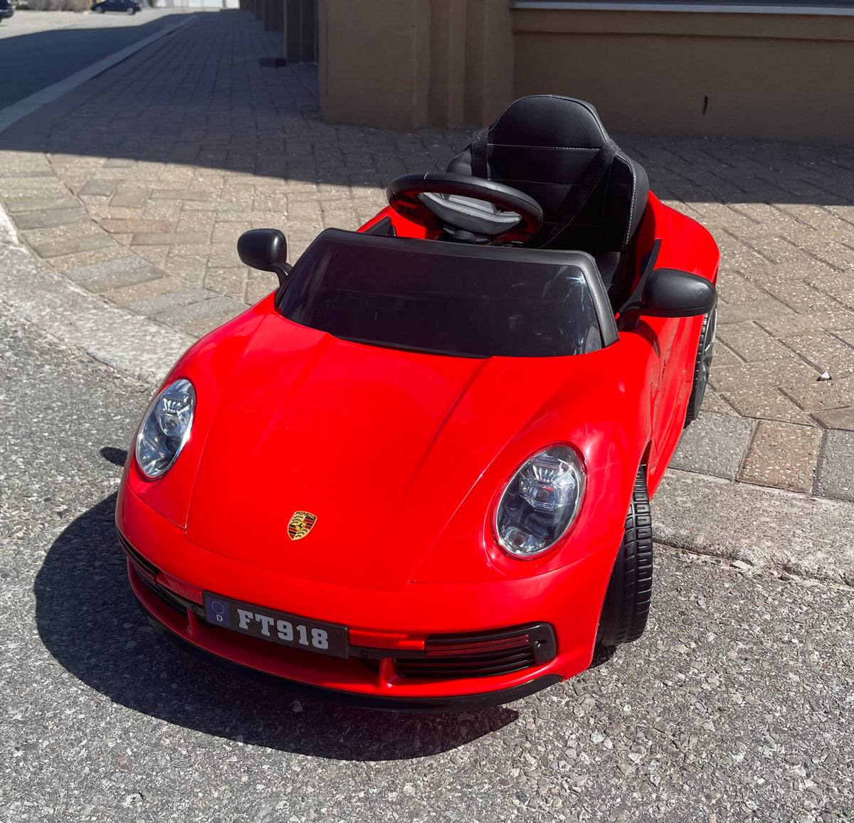 PORSCHE_918_RIDE_ON_CAR_12VOLTS_KIDS_CAR_12V_TOY_CARS_CANADA_