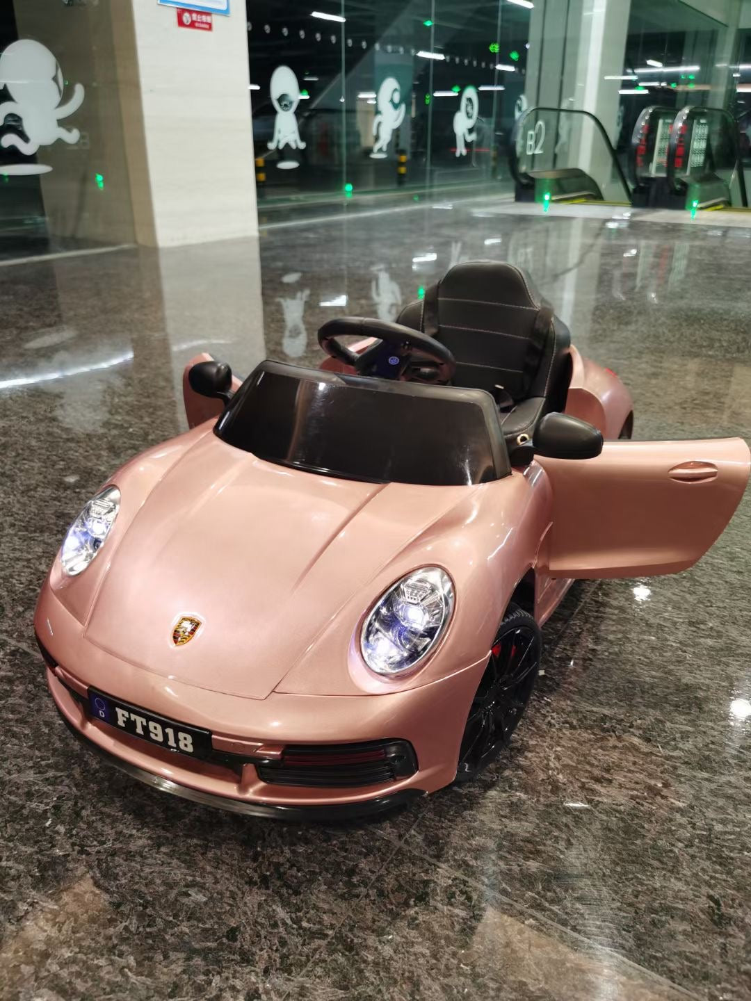 PORSCHE_918_RIDE_ON_CAR_12VOLTS_KIDS_CAR_12V_TOY_CARS_CANADA_