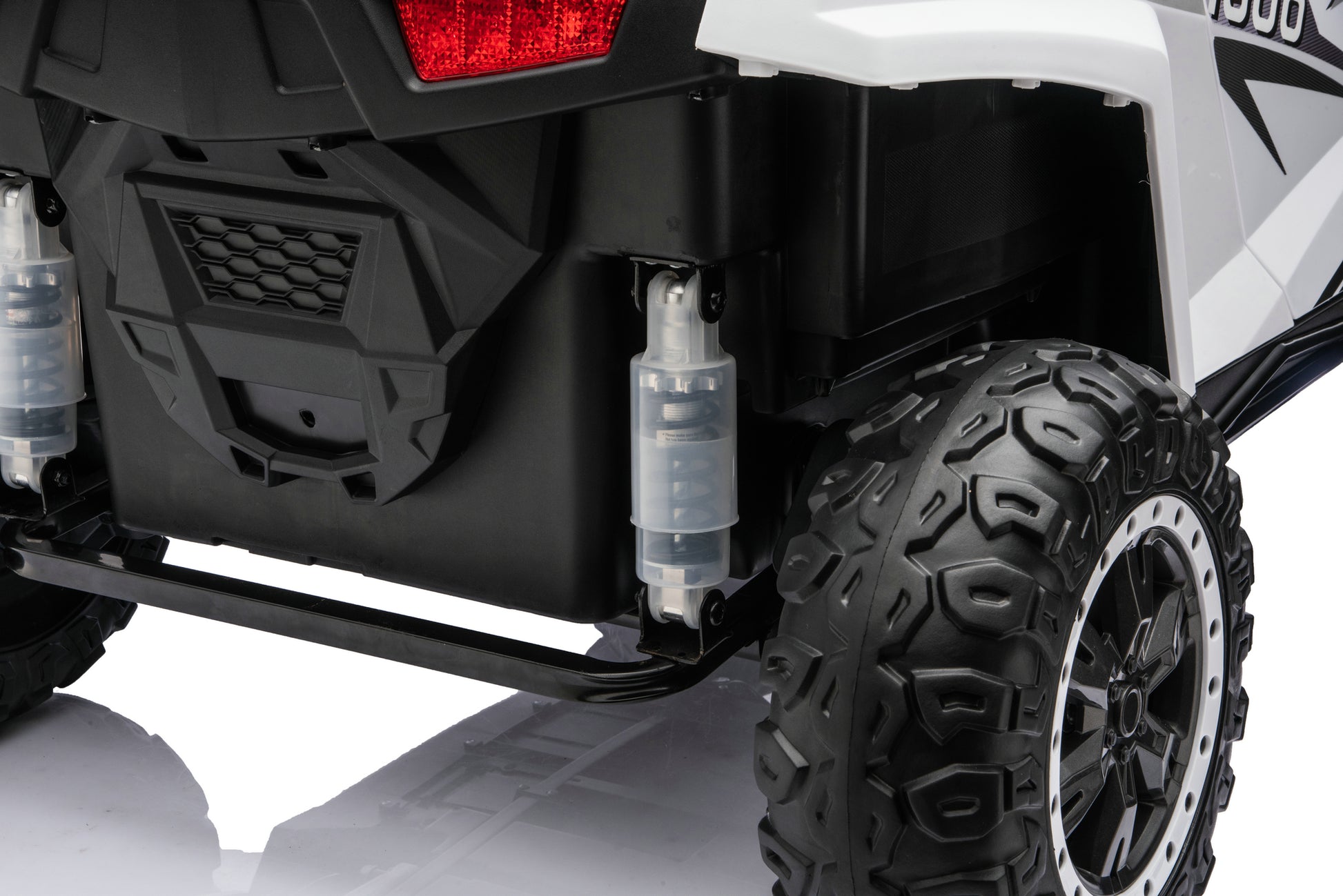 Aggressive off-road design of the Apex XXL ride-on UTV.