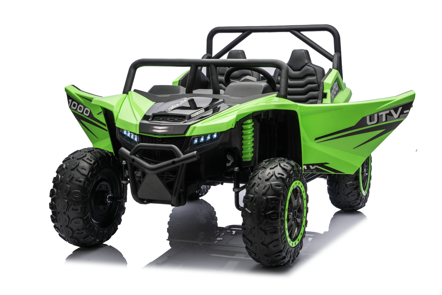 Four-wheel-drive kids electric UTV with 800W power.